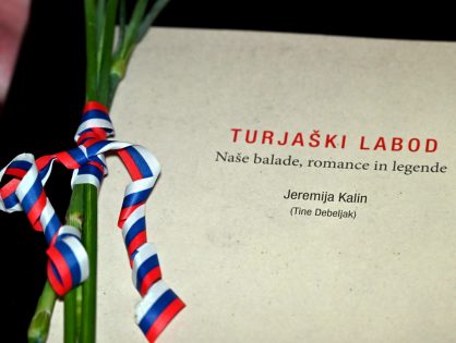 Vabilo na predstavitev pesniške zbirke Turjaški labod —  3. 12. 2025 ob 17.00 v Galeriji Družina v Ljubljani